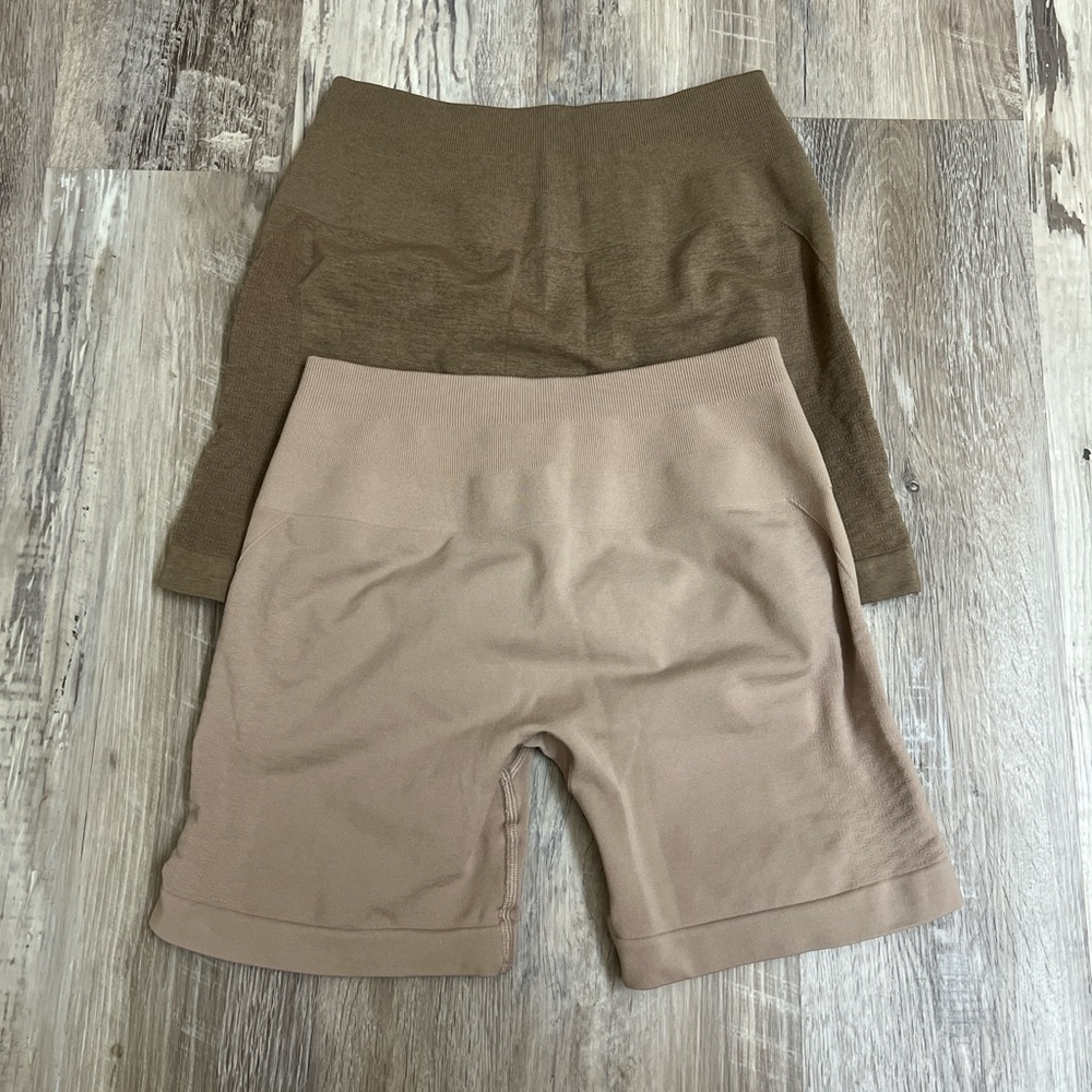 Alphalete Amplify Contour Shorts Pair
